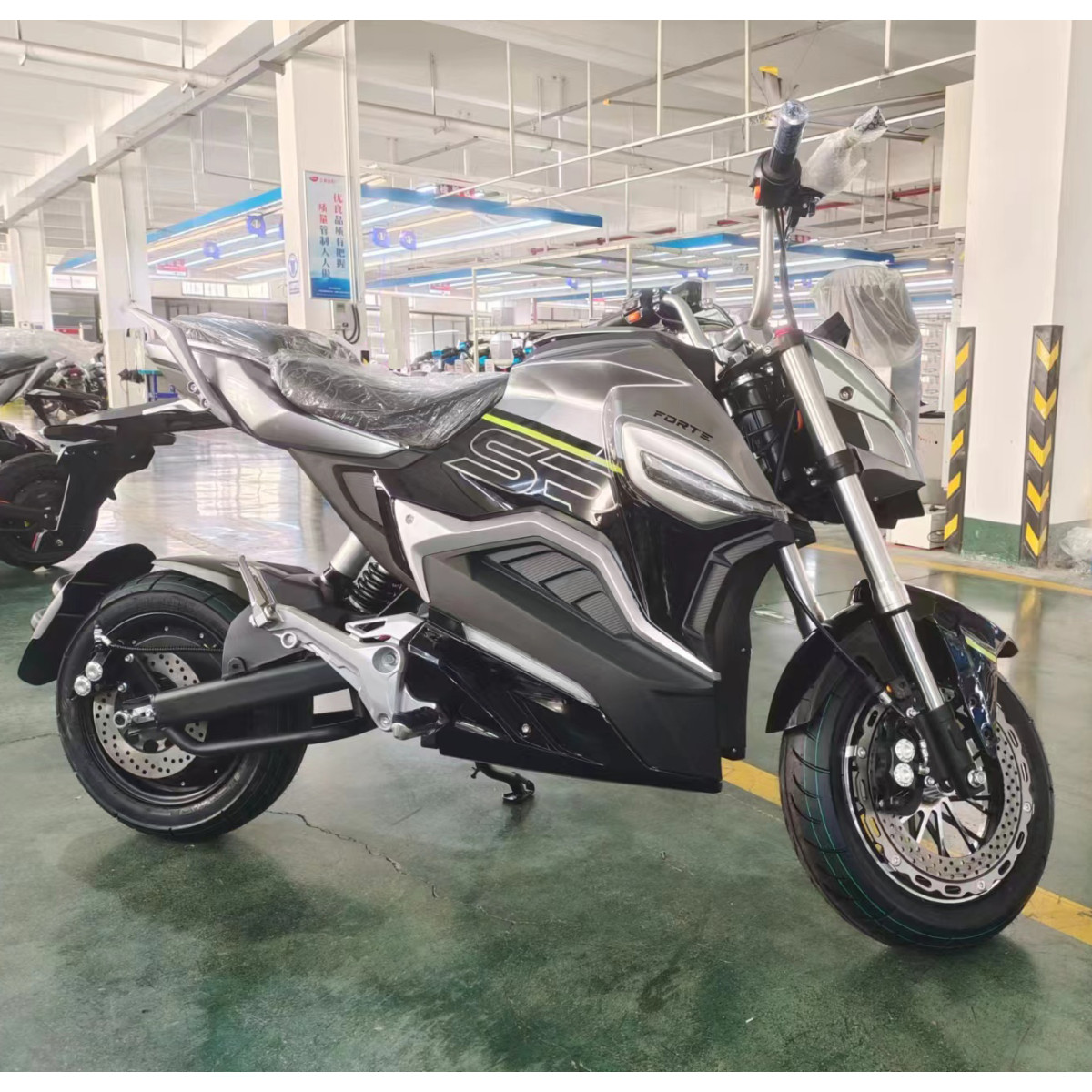 Электроскутер Forte V15