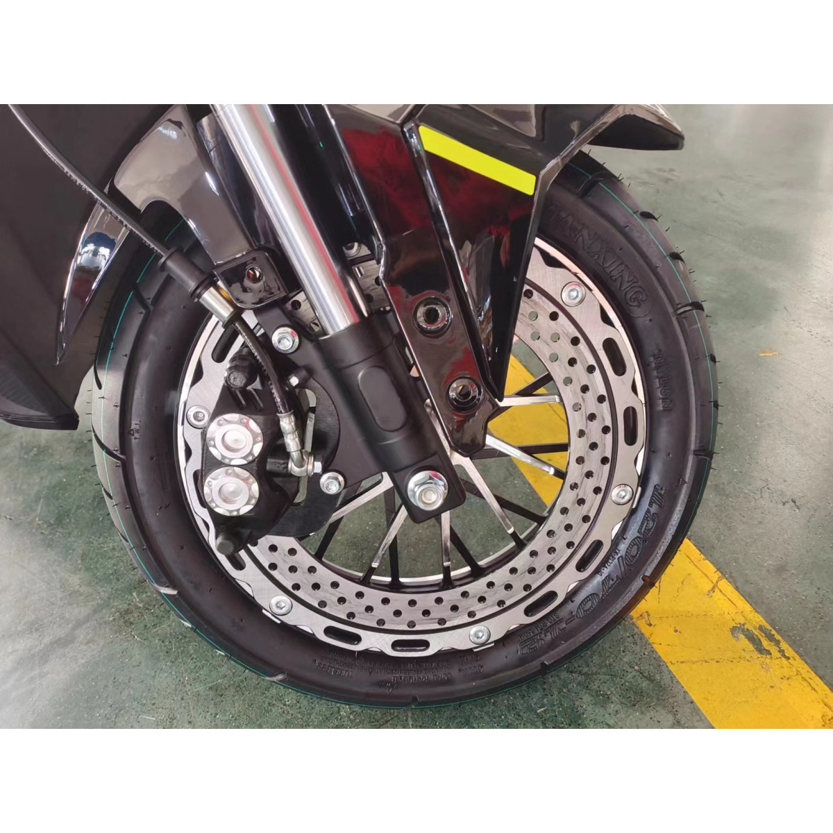 Электроскутер Forte V15