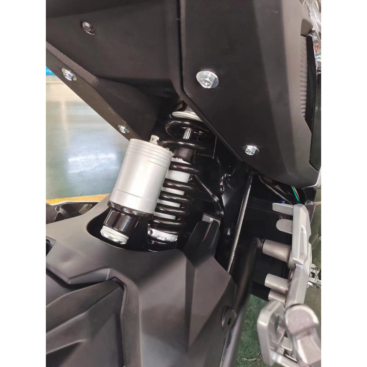 Электроскутер Forte V15