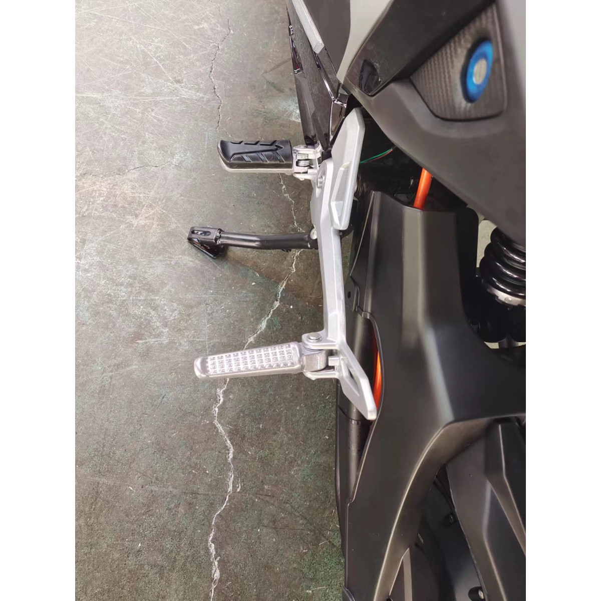 Электроскутер Forte V15