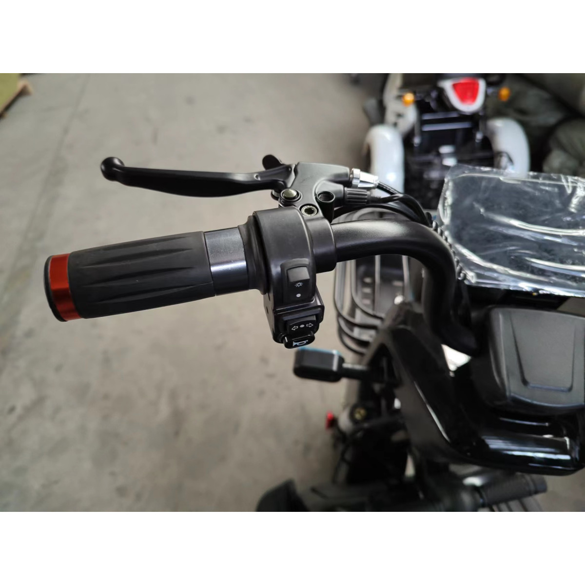 Электроскутер FORTE FAMILY MAX черный