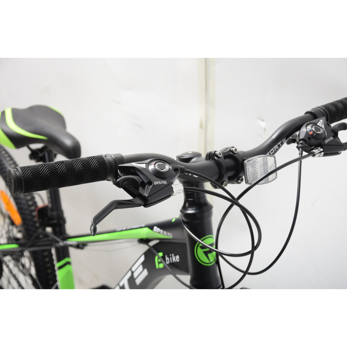 Велосипед FORTE WARRIOR 13"/ 26" чорно-жовтий (А)