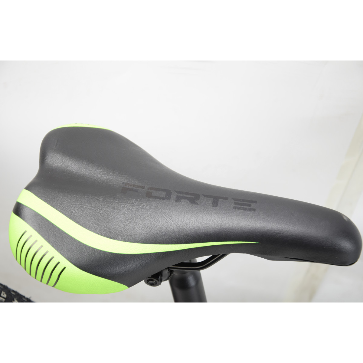 Велосипед FORTE WARRIOR 13"/ 26" чорно-жовтий (А)