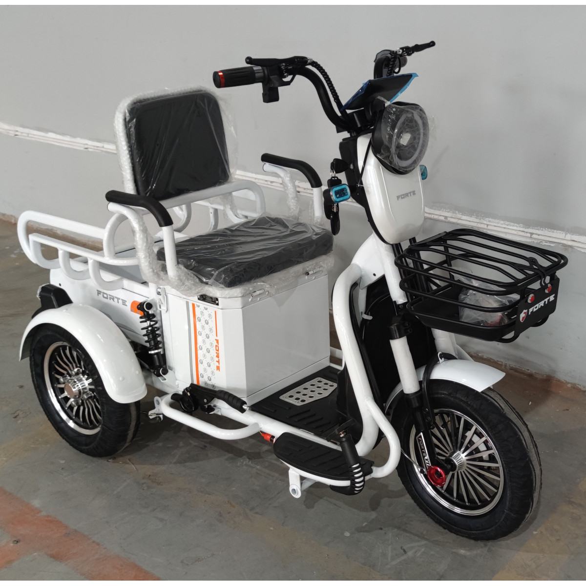 Электроскутер FORTE СARGO Белый