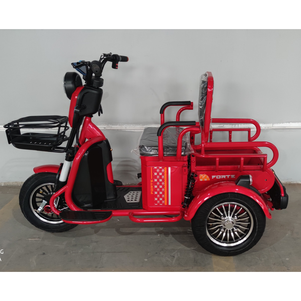 Електроскутер FORTE СARGO Червоний