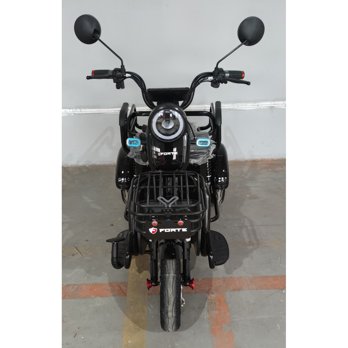 Электроскутер FORTE СARGO Черный