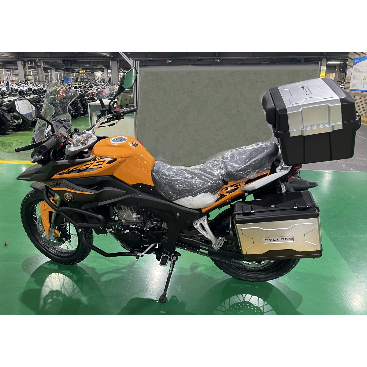 Мотоцикл CYCLONE RX3 Помаранчевий