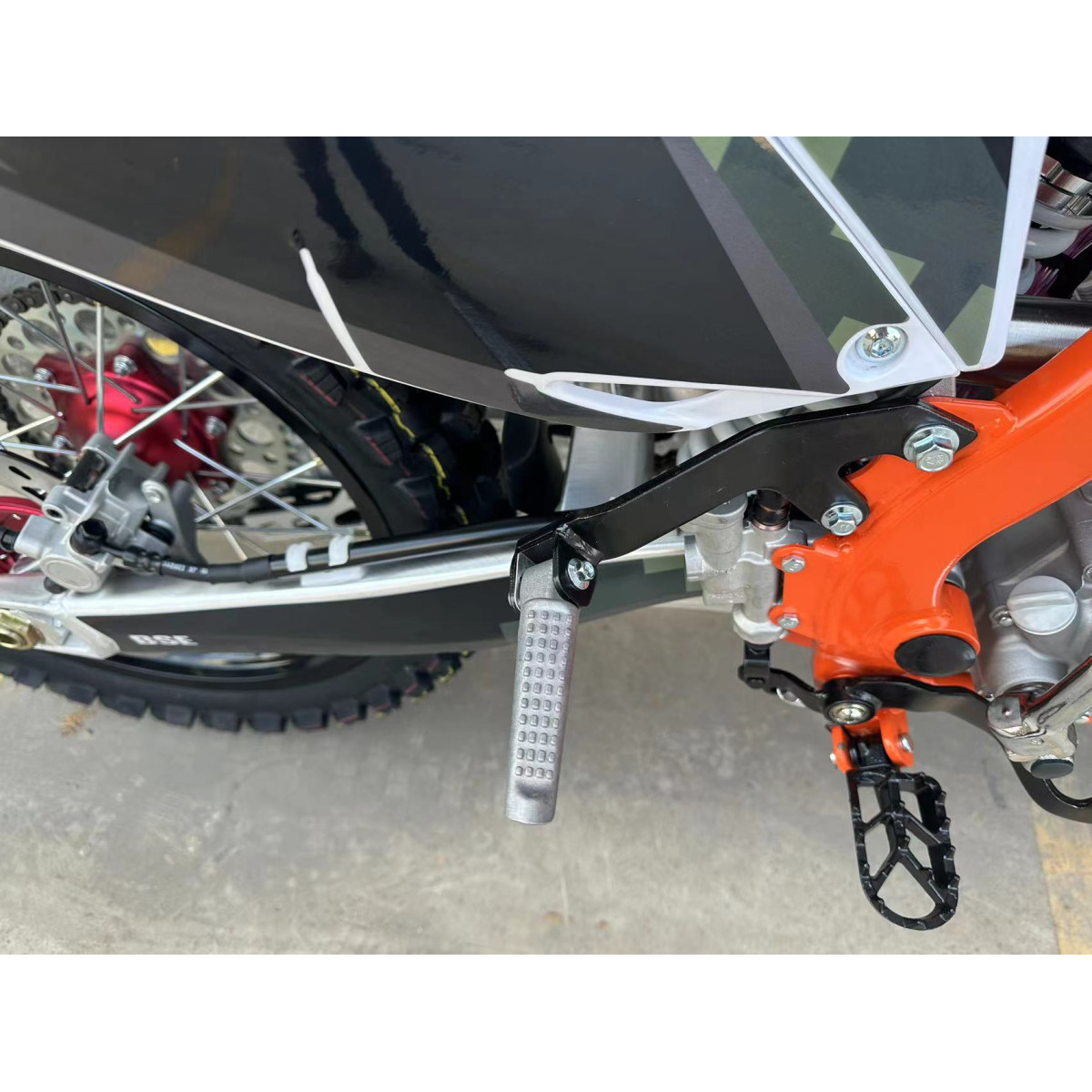 Мотоцикл BSE J1 ENDURO