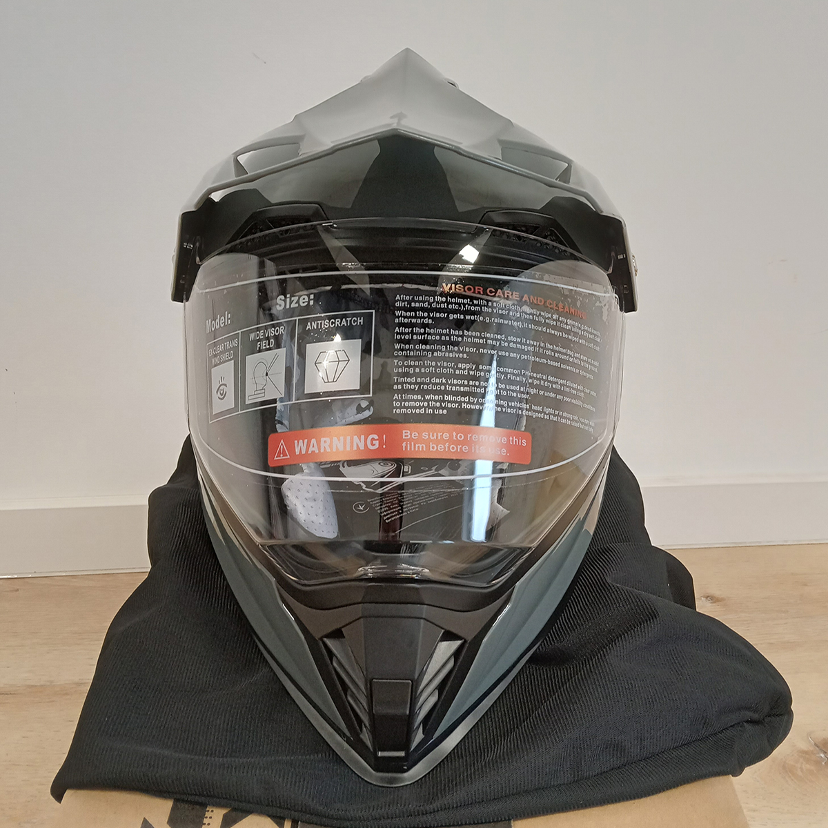 Мотошлем подростковый FORTE BLD-818-2 Серый M