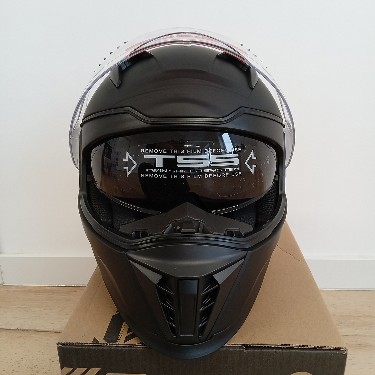 Мотошлем FORTE M69 Черно серый L