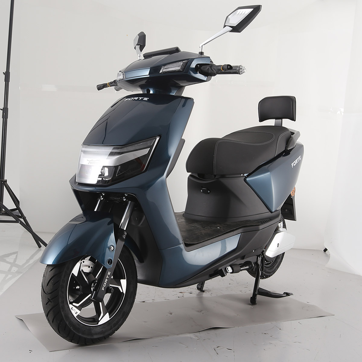 Скутер акумуляторний FORTE RANGER синій
