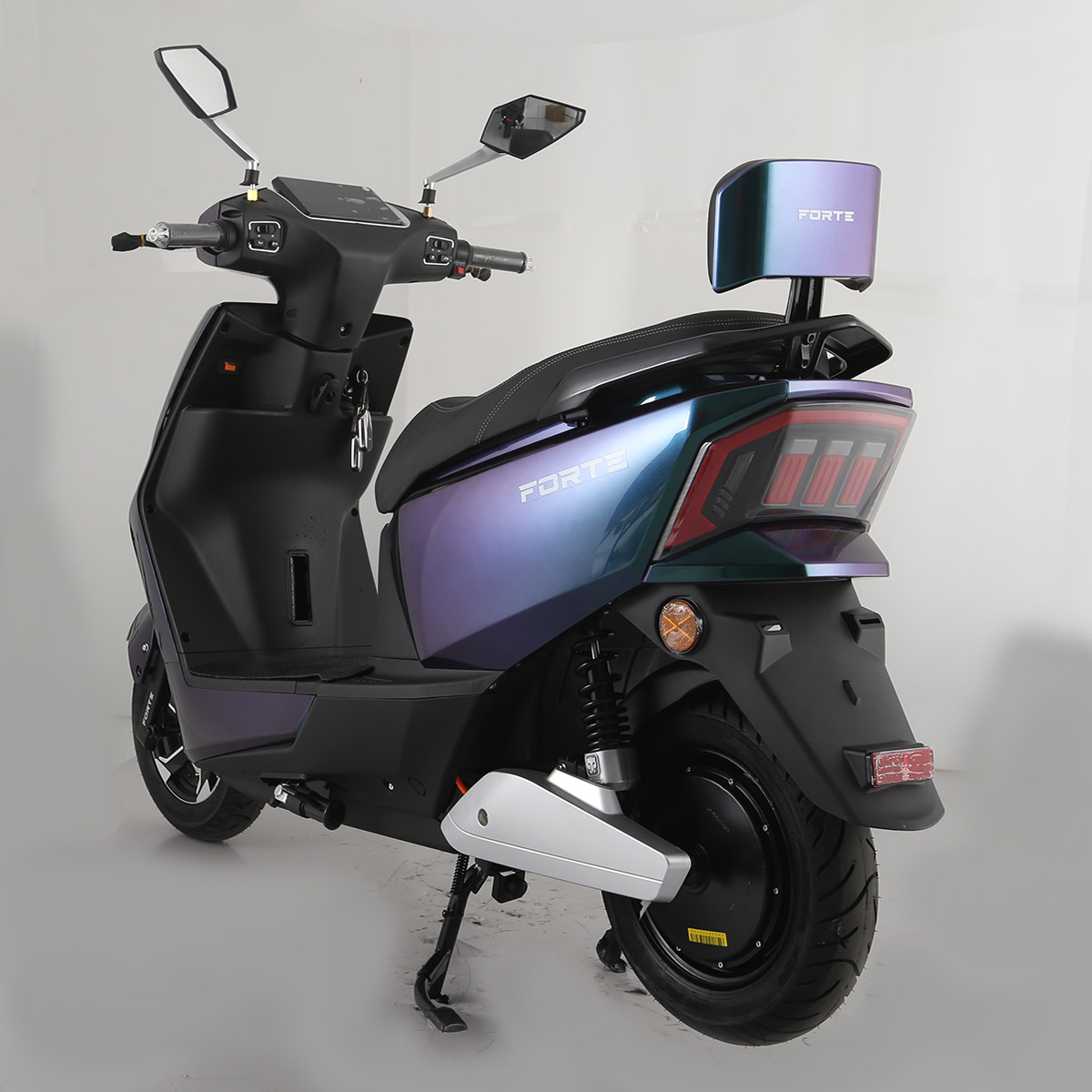 Скутер аккумуляторный FORTE RANGER Зеленый