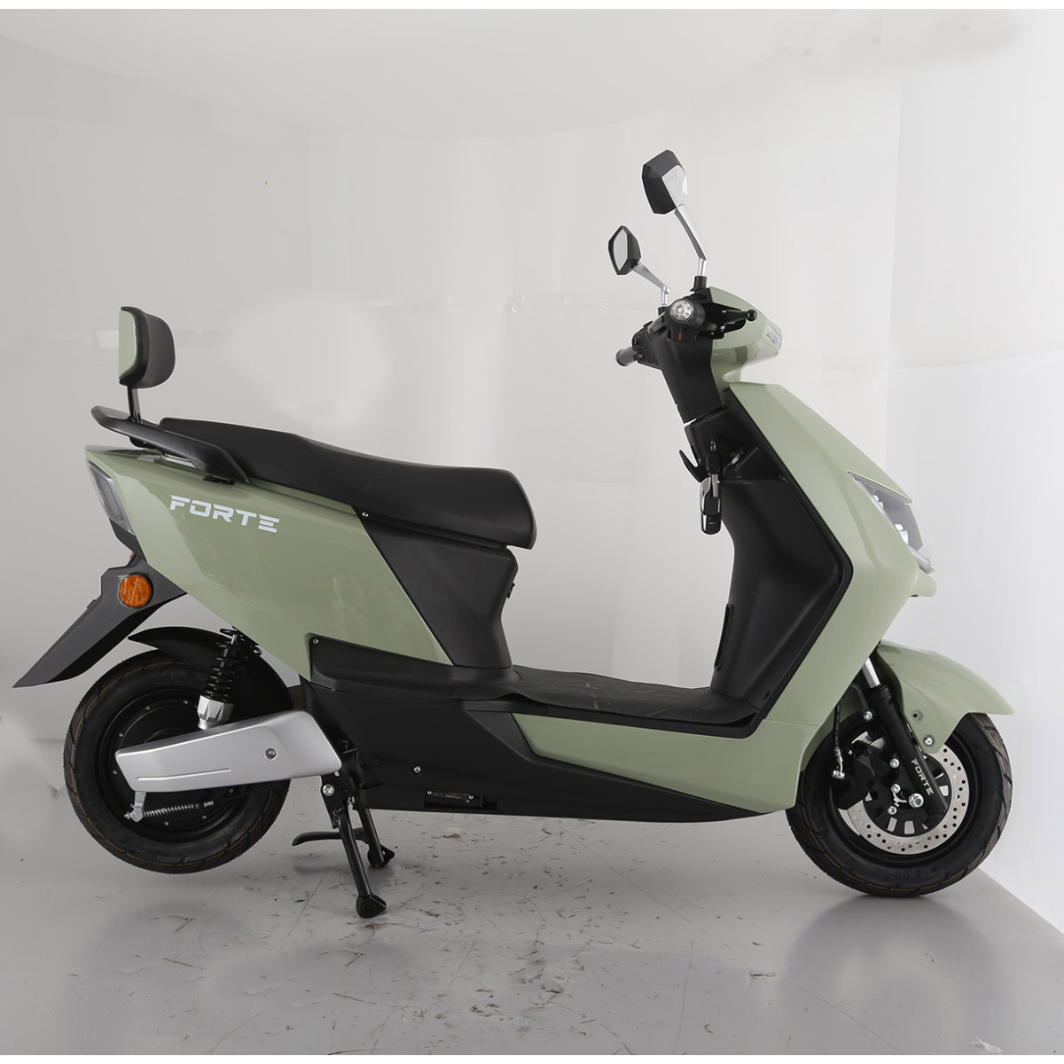 Скутер аккумуляторный FORTE T3 Зеленый