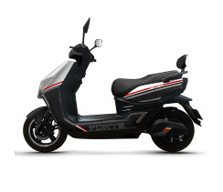 Скутер аккумуляторный FORTE GRAVY Черный