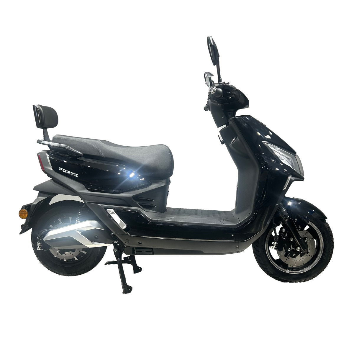 Скутер аккумуляторный FORTE R3 Черный