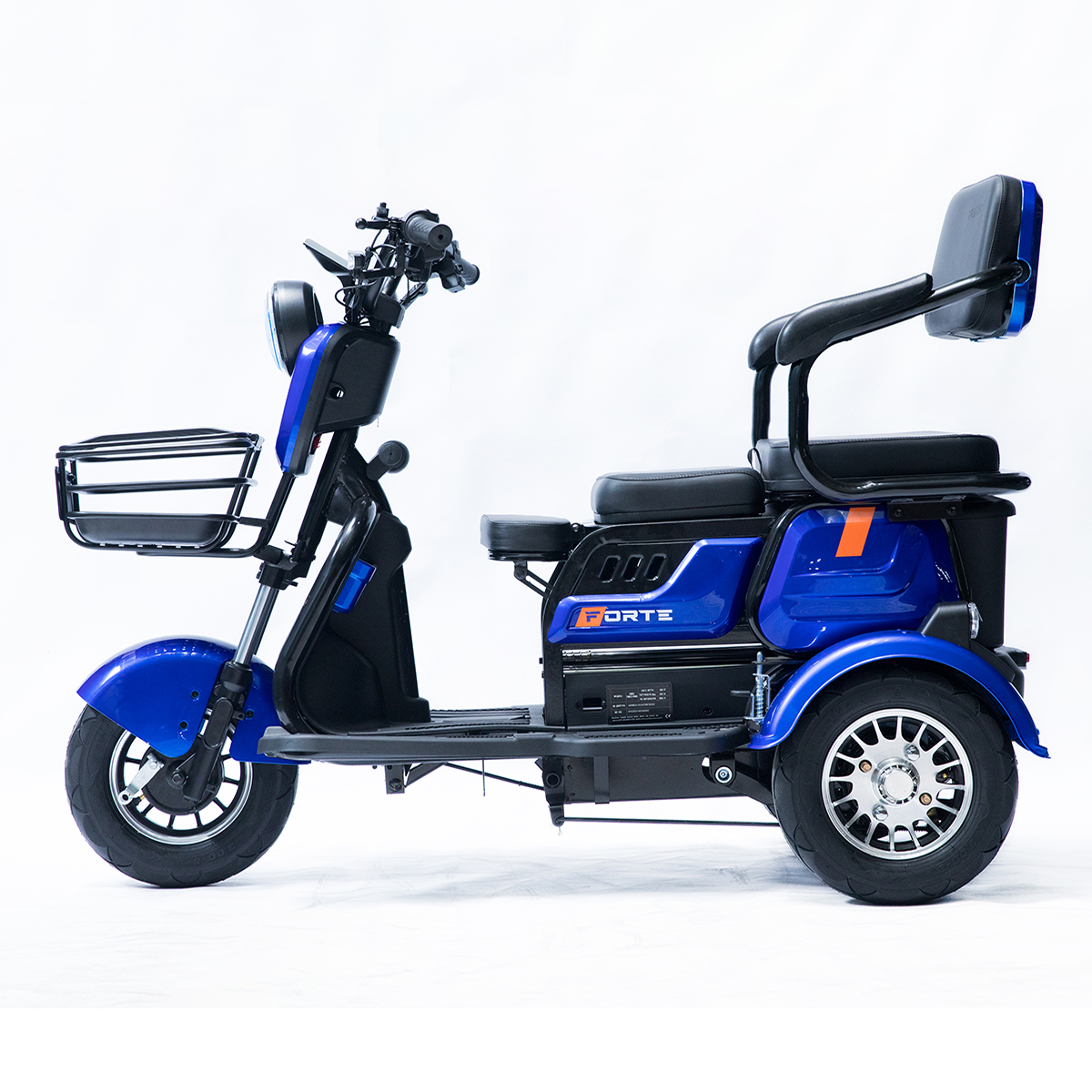 Трицикл аккумуляторный Forte Family-P600 Синий