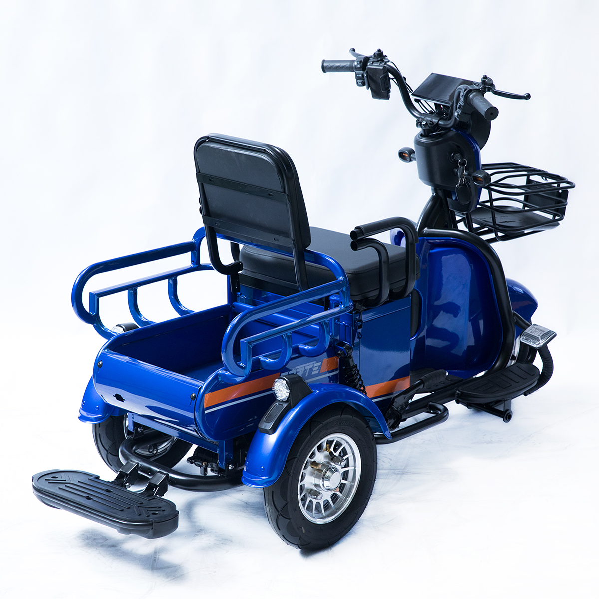 Трицикл аккумуляторный Forte CARGO-P650 Синий