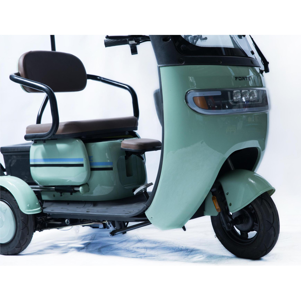 Скутер акумуляторний Forte TRINE-P800 Зелений