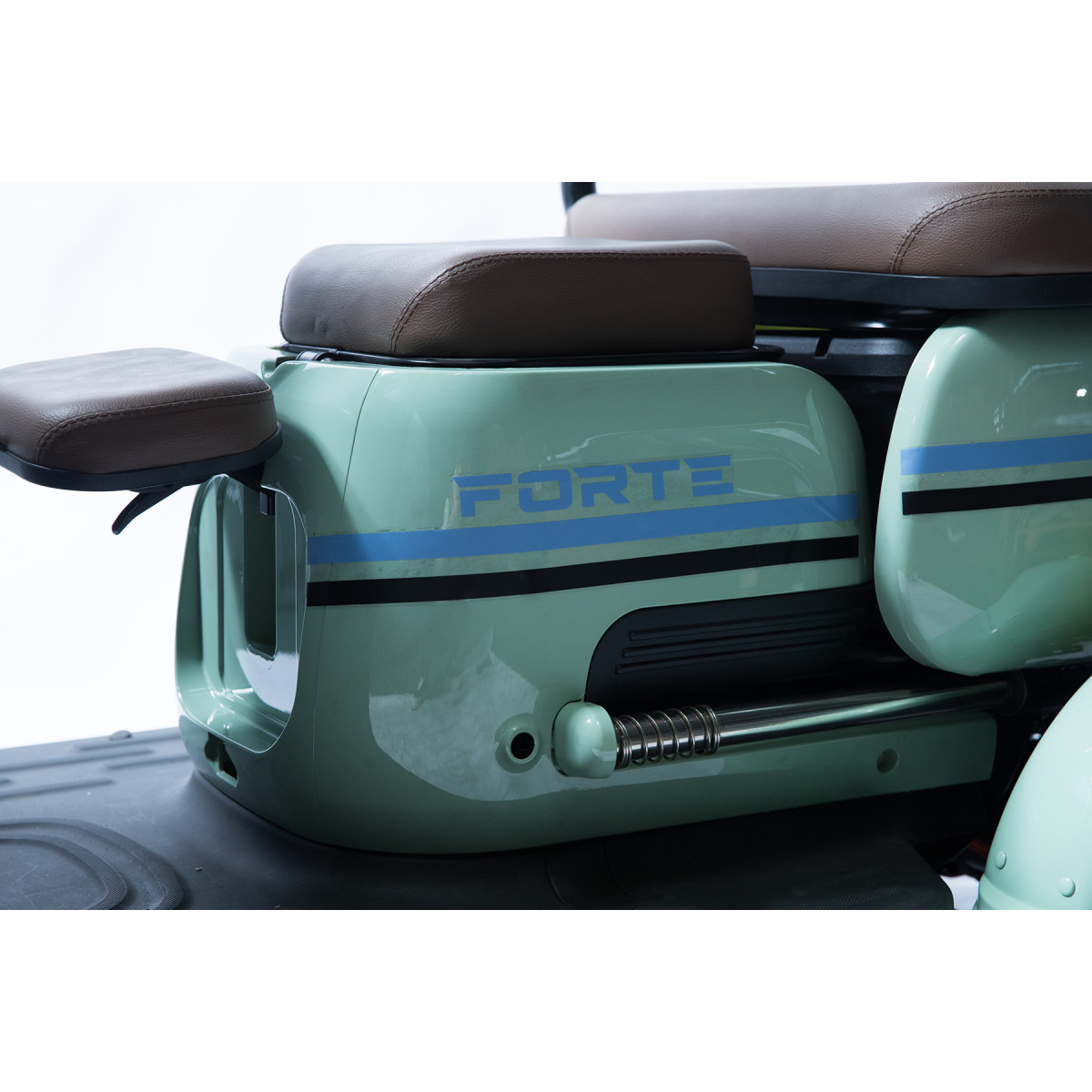 Скутер акумуляторний Forte TRINE-P800 Зелений