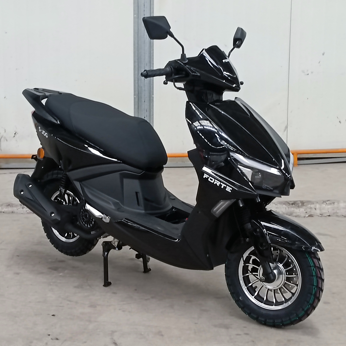 Скутер FORTE S-JOG Чорний