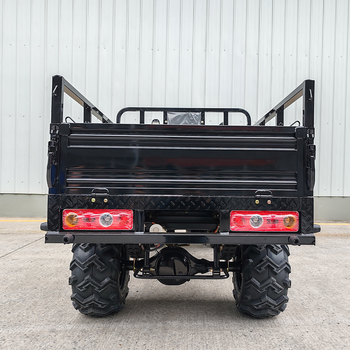 Квадроцикл FORTE ATV-250BS-T Черный