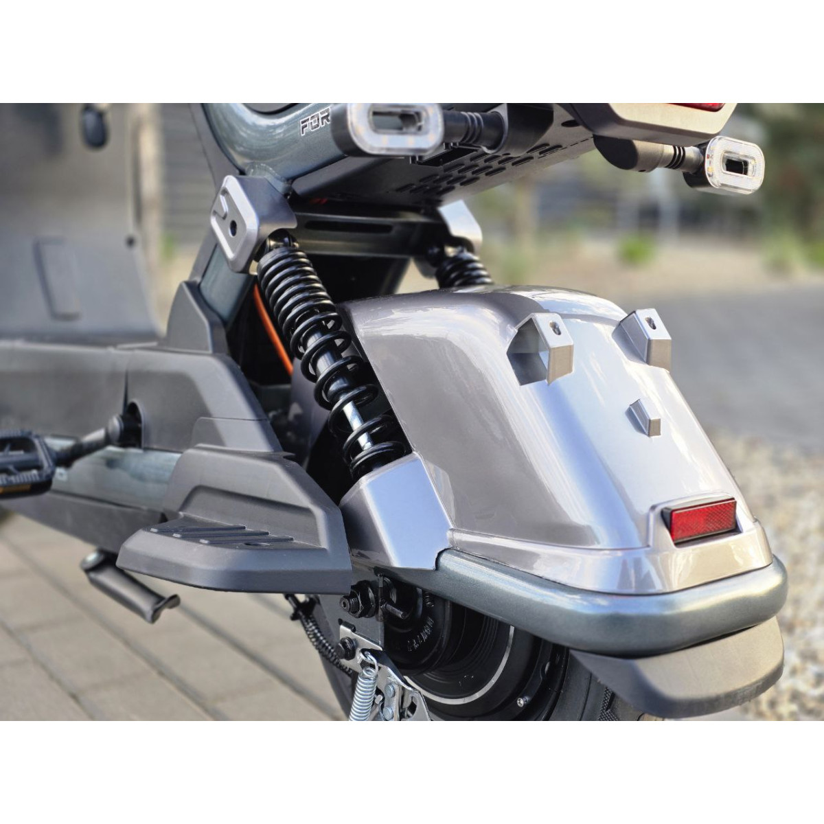 Велоскутер акумуляторний NIRO FORTE Сірий