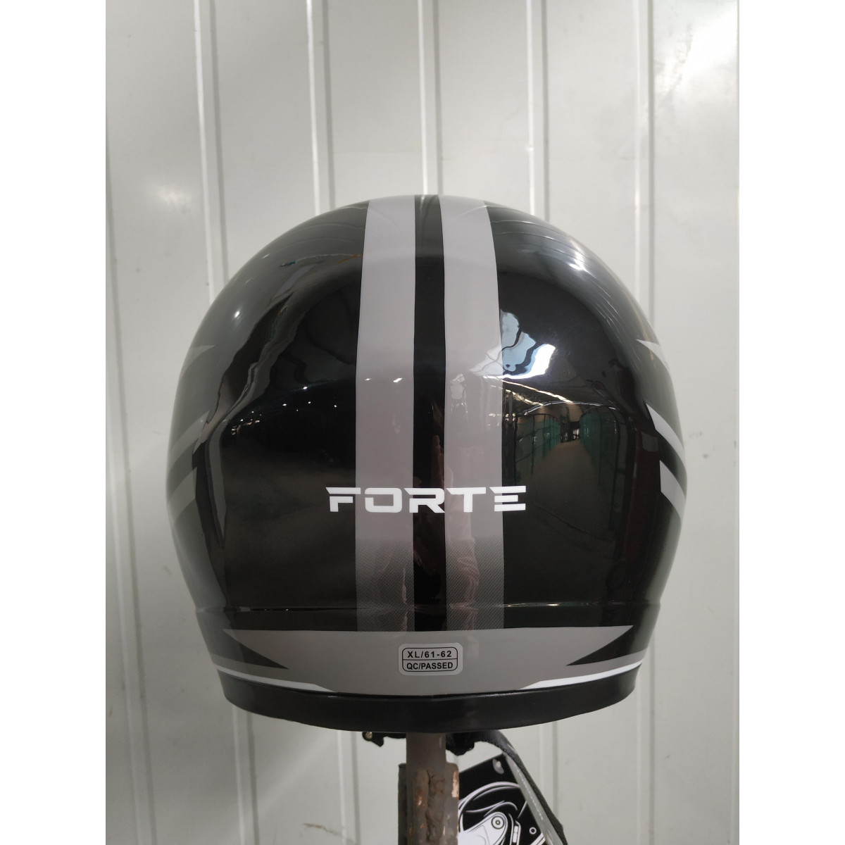Мотошлем черно-серый FORTE BLD-626, размер S