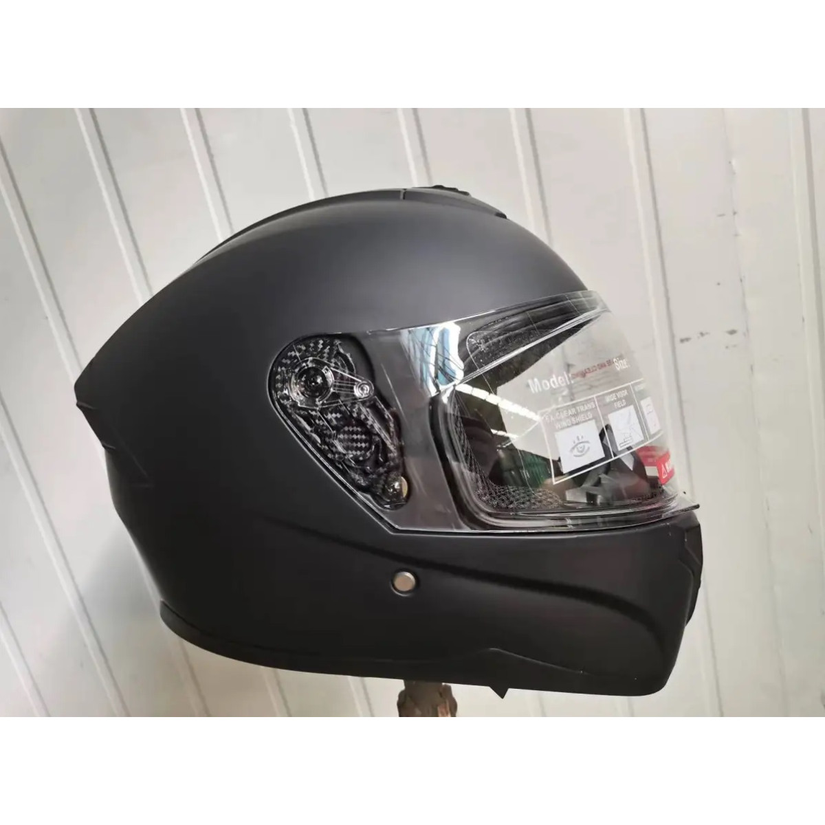 Мотошолом чорний FORTE M71, розмір S