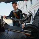 Самокат аккумуляторный Yadea Starto серый