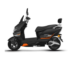 Скутер аккумуляторный FORTE T11 Черно-оранжевый