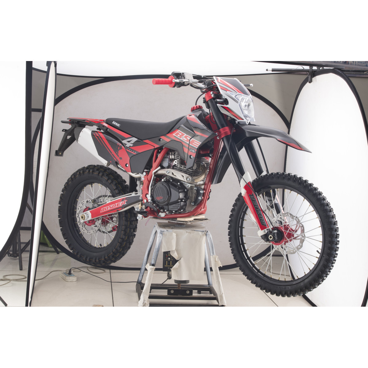 Мотоцикл BSE J10 ENDURO