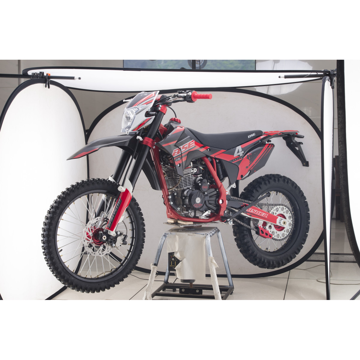 Мотоцикл BSE J10 ENDURO