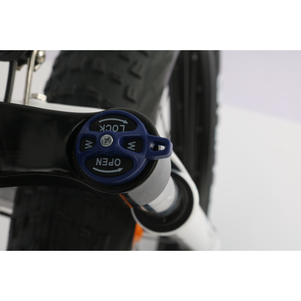 Велосипед аккумуляторный Forte Rapid 18"/26", 500 Вт, белый