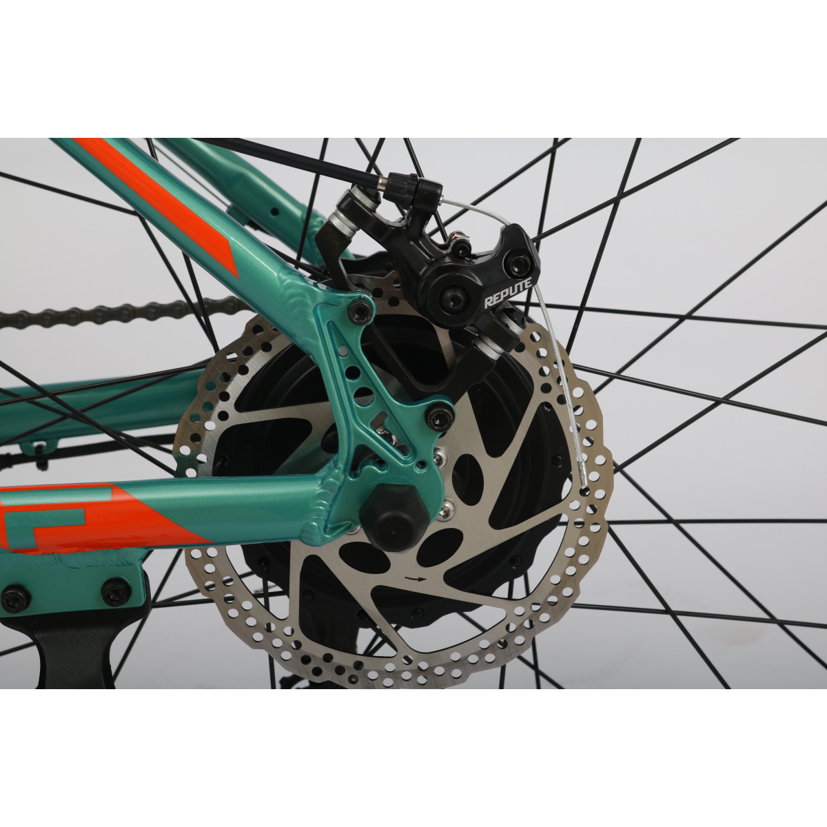 Велосипед аккумуляторный Forte Rapid 18"/26", 500 Вт, белый