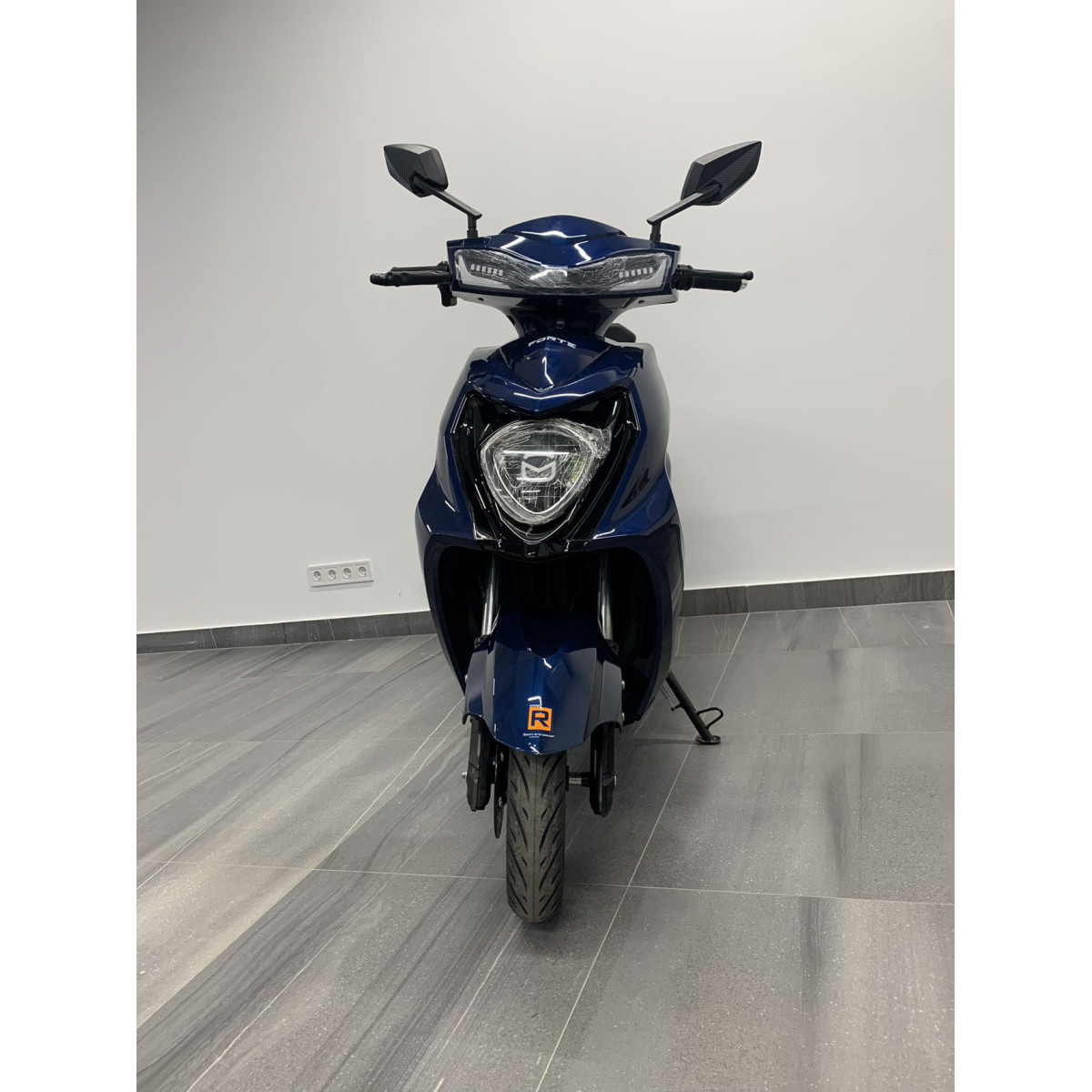 Електроскутер FORTE HAWK синій