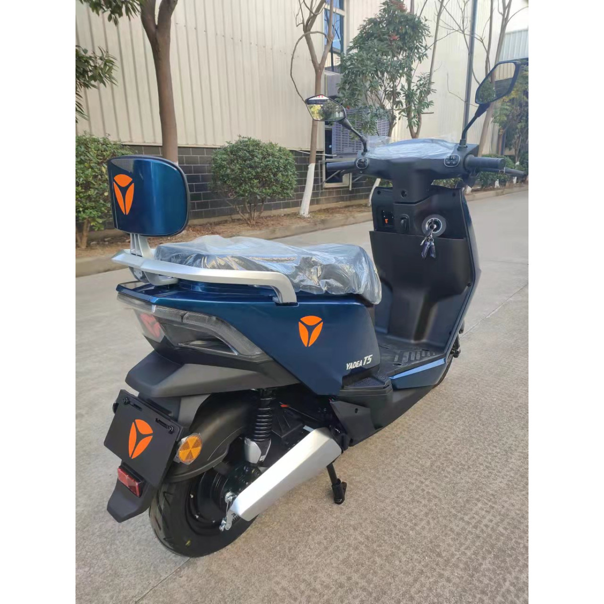 Электроскутер YADEA T5 синий