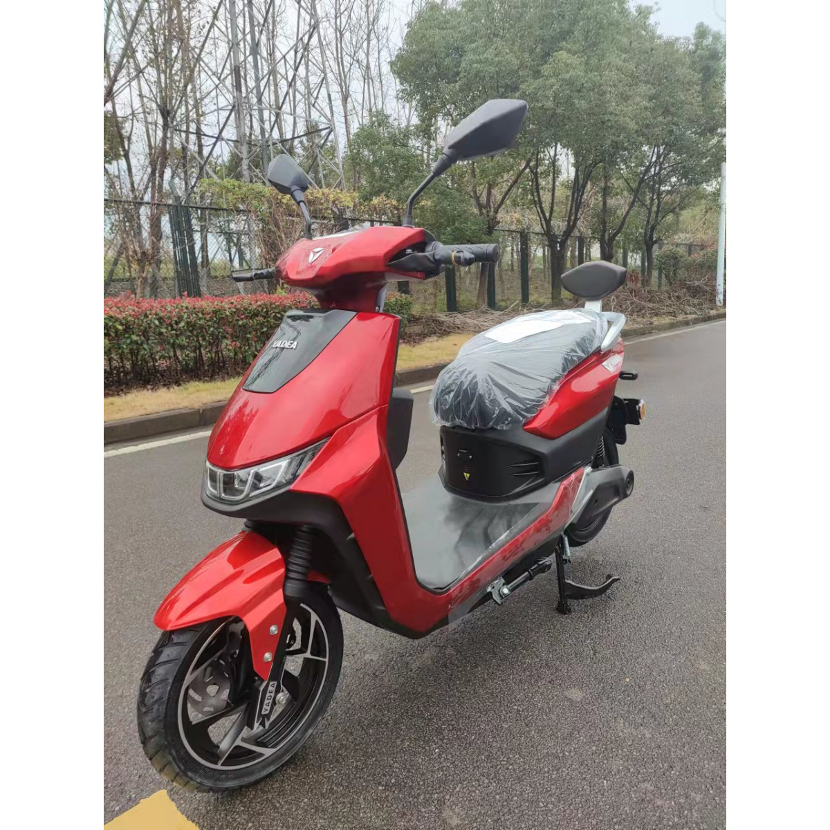 Електроскутер YADEA T9 червоний