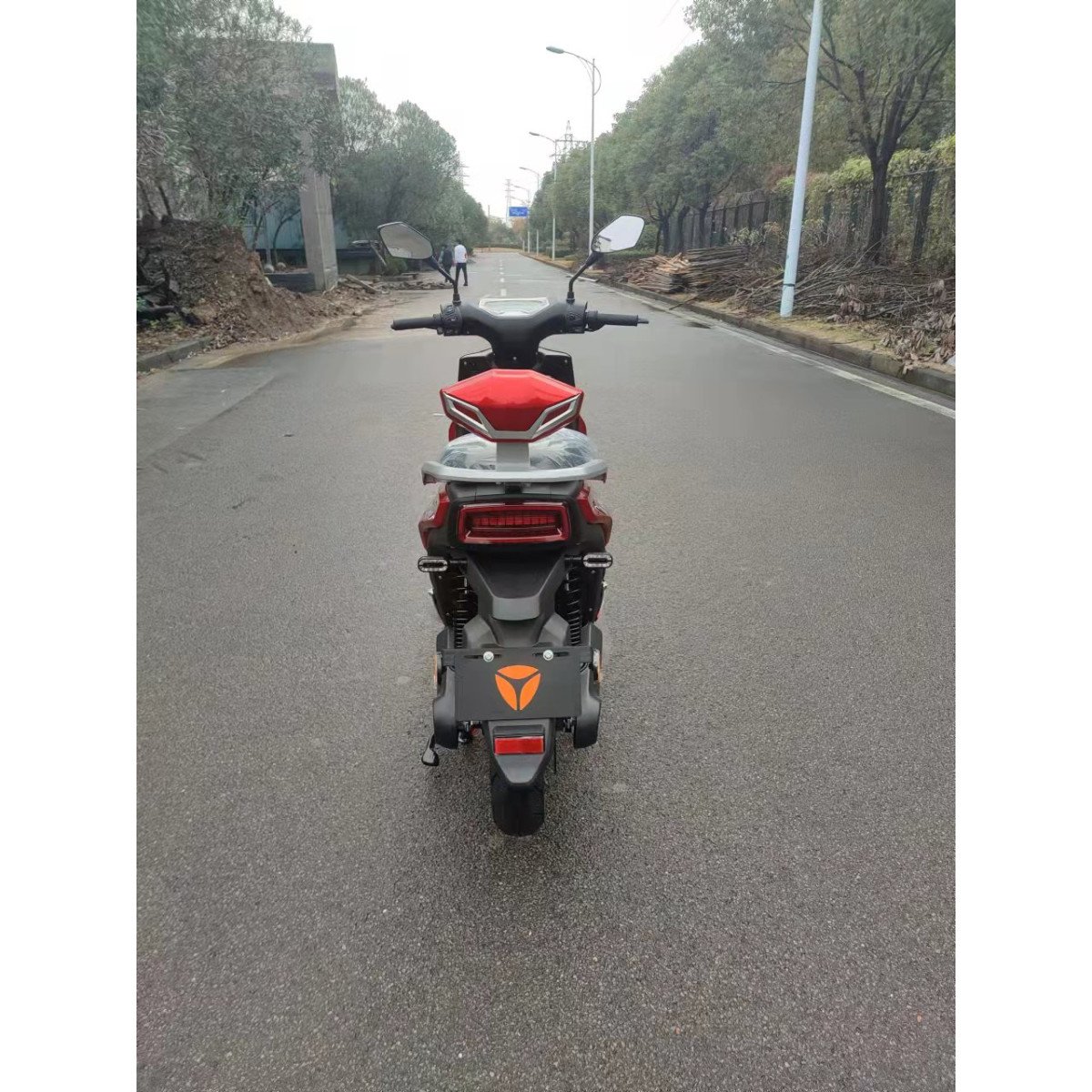 Електроскутер YADEA T9 червоний