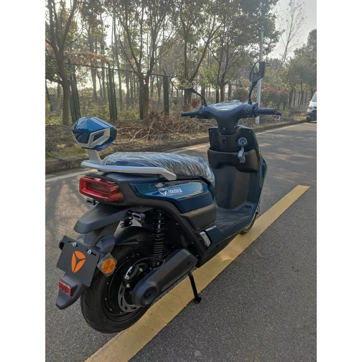 Електроскутер YADEA T9 синій