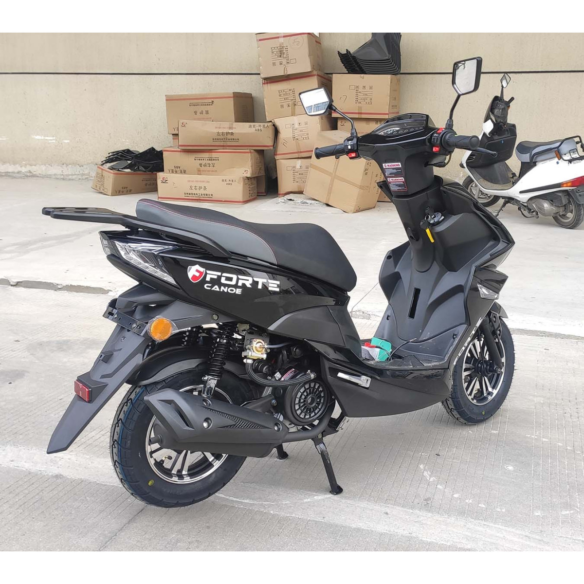 Скутер Forte Canoe 150CC чорний