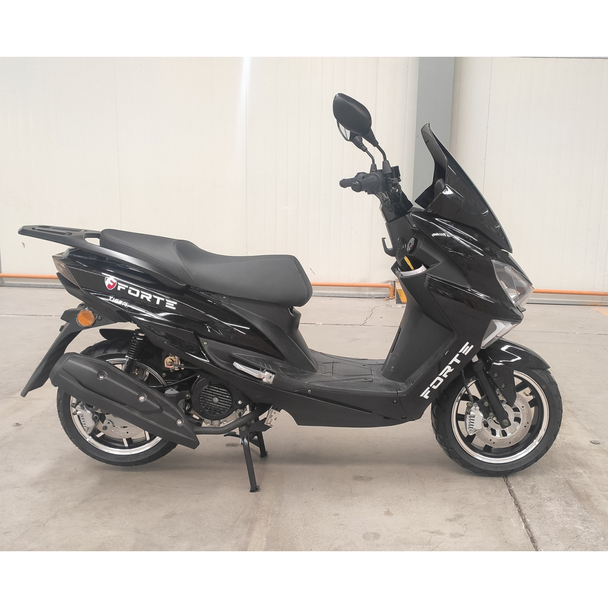 Скутер Forte Tiger 150 CC чорний