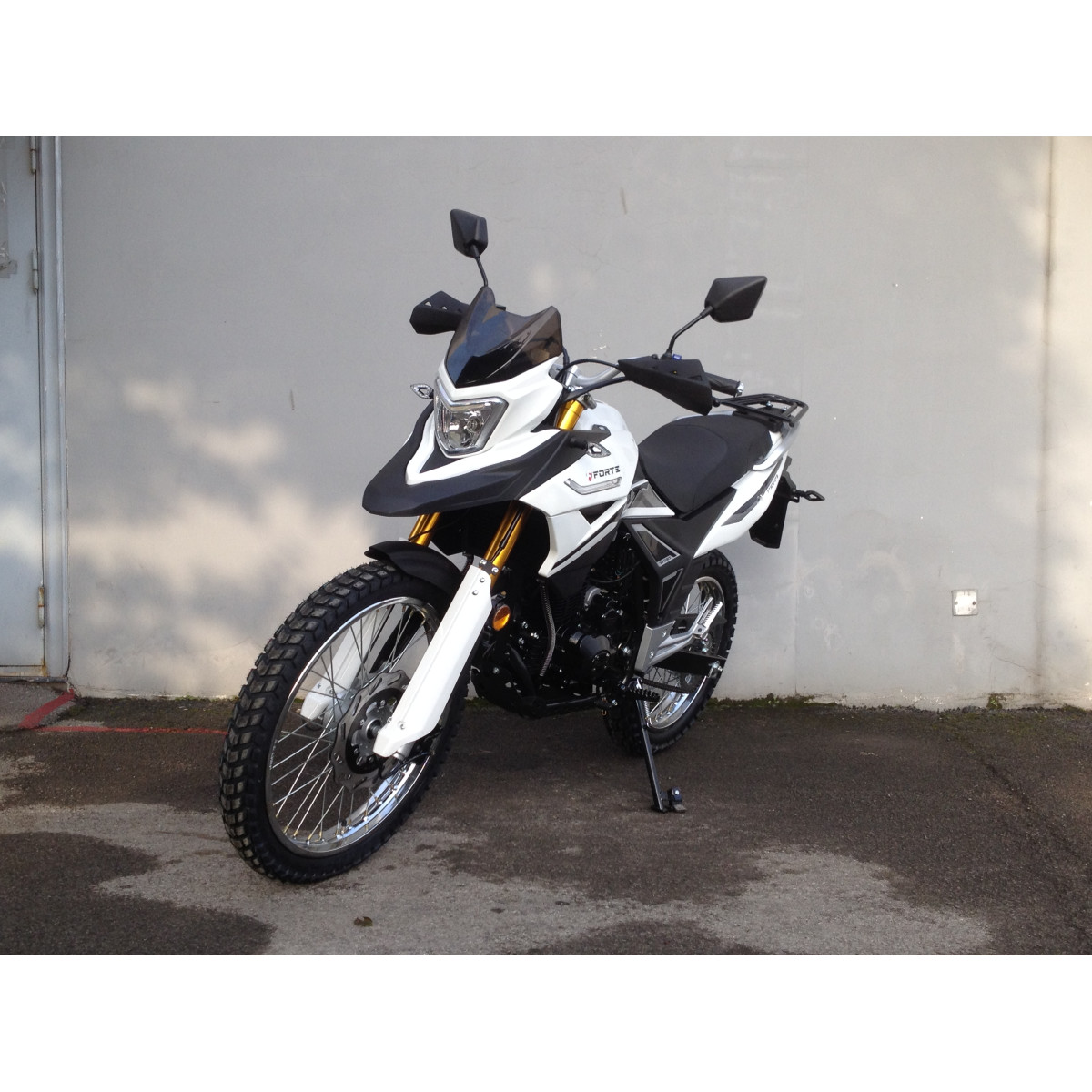 Мотоцикл FT300-CFB Forte білий
