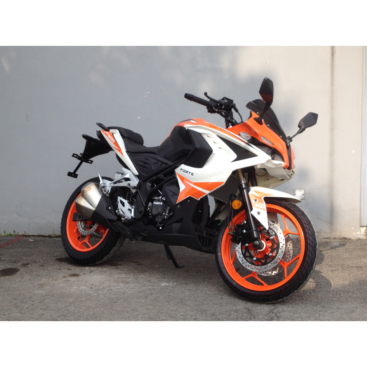 Мотоцикл FT300-R1 Forte помаранчево-білий