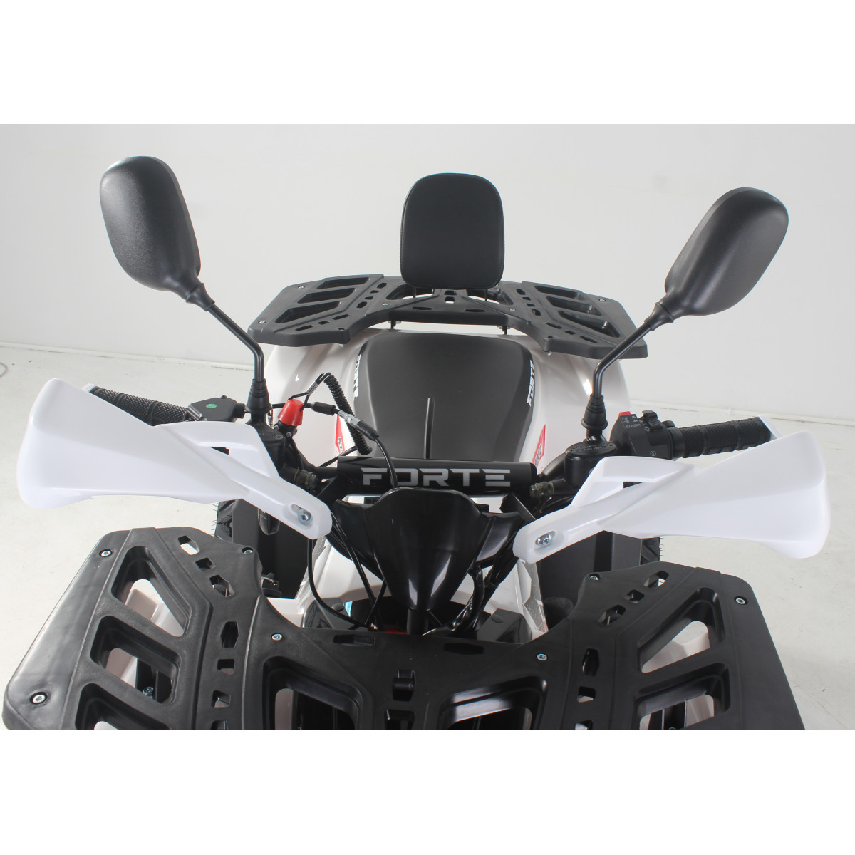 Квадроцикл FORTE ATV125F біло-червоний