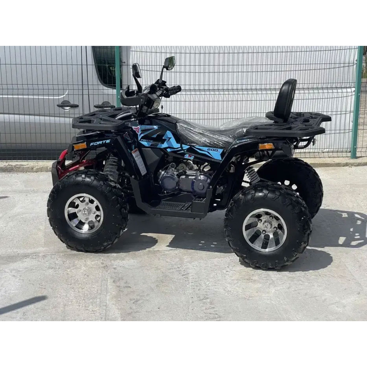 Квадроцикл FORTE SHARK LUX II 200 черный