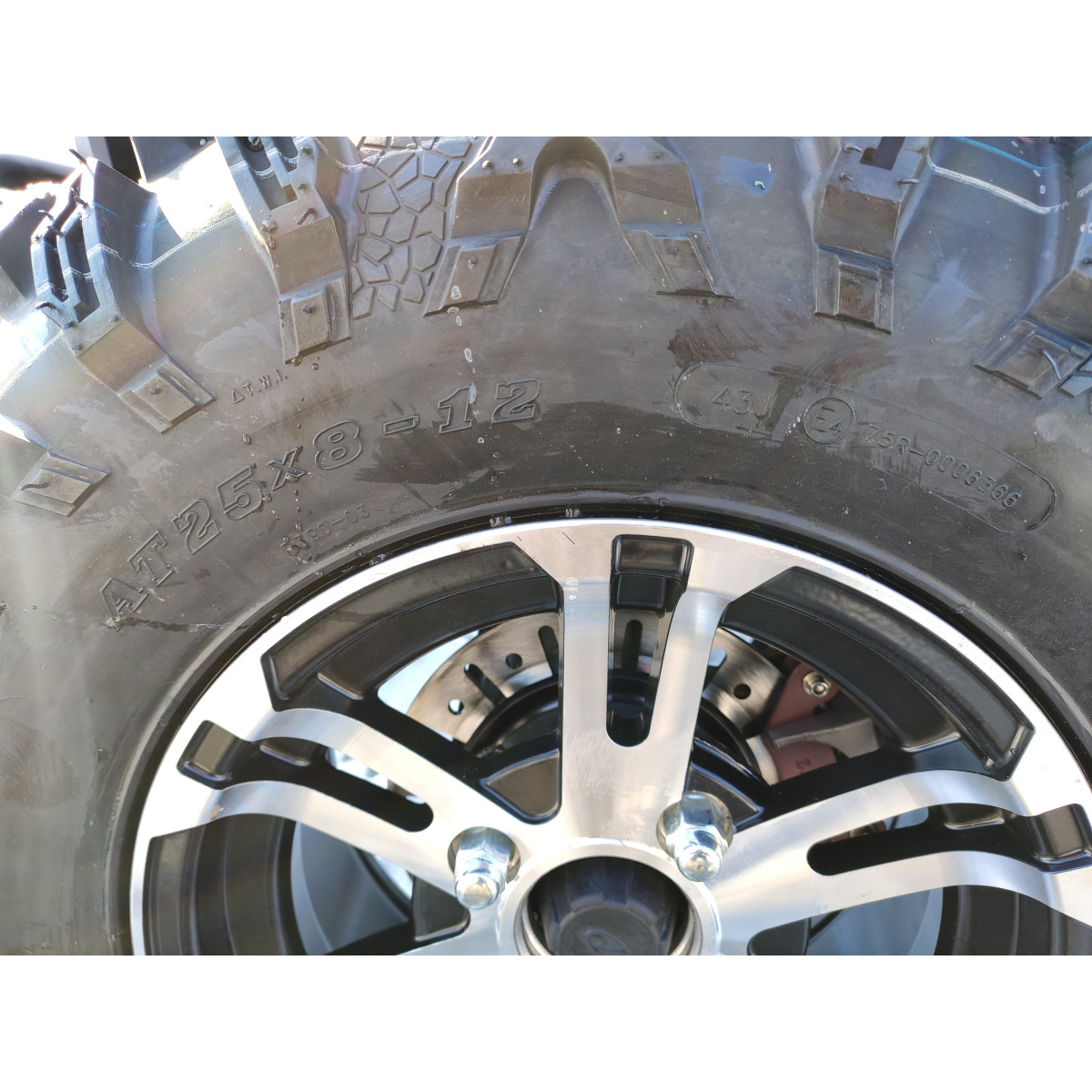 Квадроцикл Linhai LH400ATV-D зелений