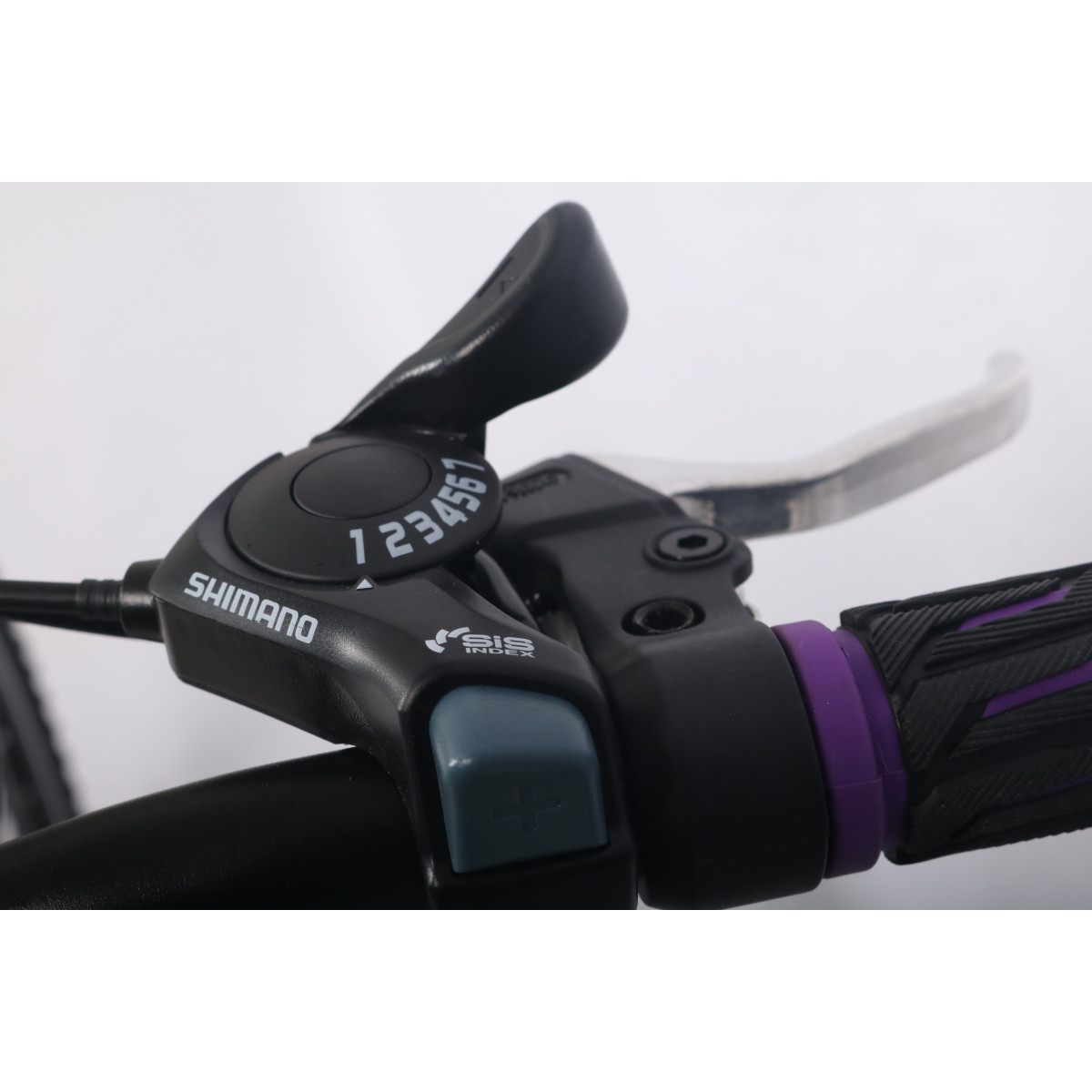 Велосипед Forte Aurora Women Bicycle МТВ 26"/15" біло-рожевий