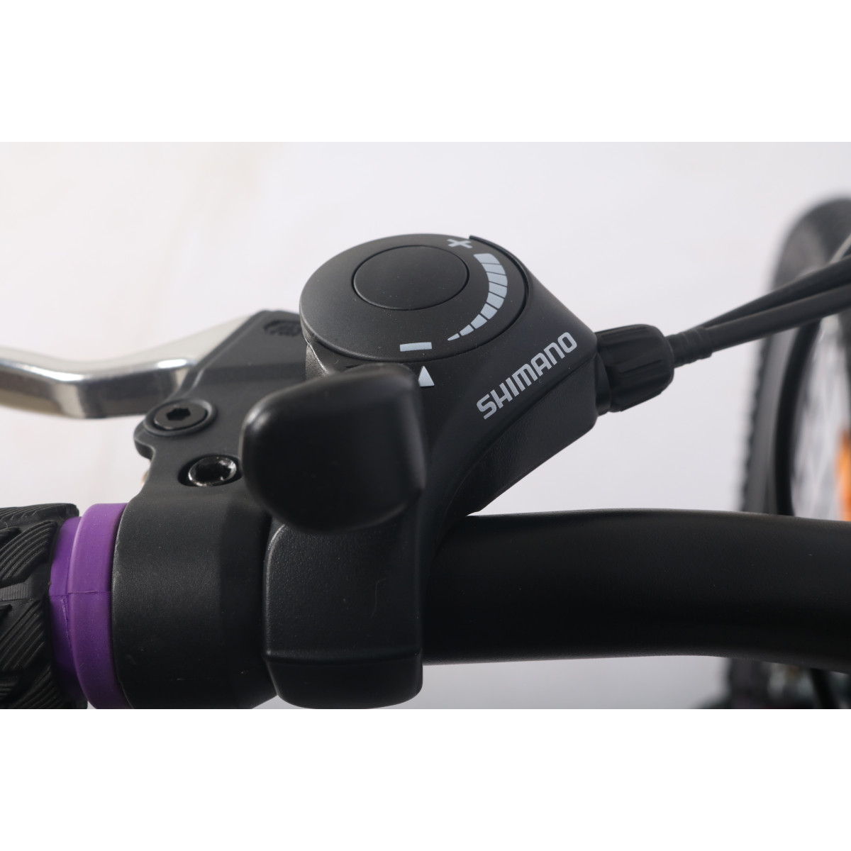 Велосипед Forte Aurora Women Bicycle МТВ 26"/15" біло-рожевий