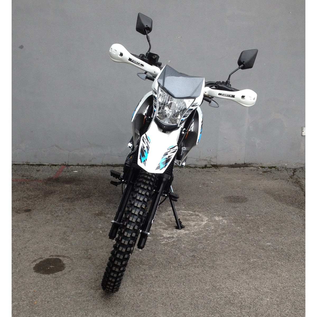 Мотоцикл FORTE CROSS 250 (бело-синий)