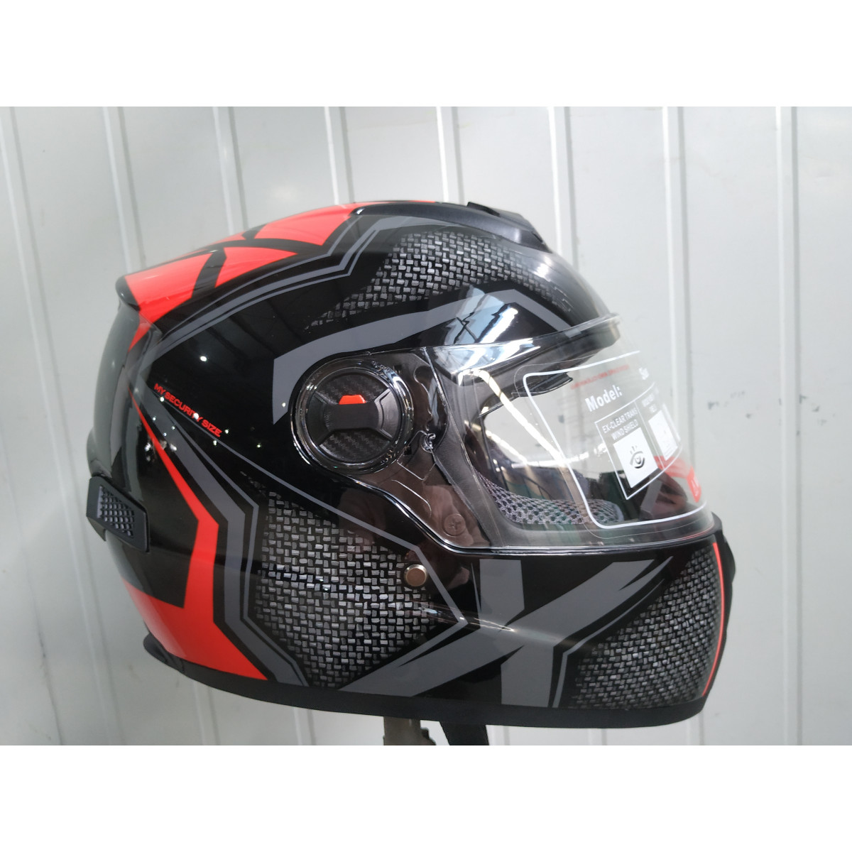 Мотошолом чорно-червоний FORTE M61D, розмір XL